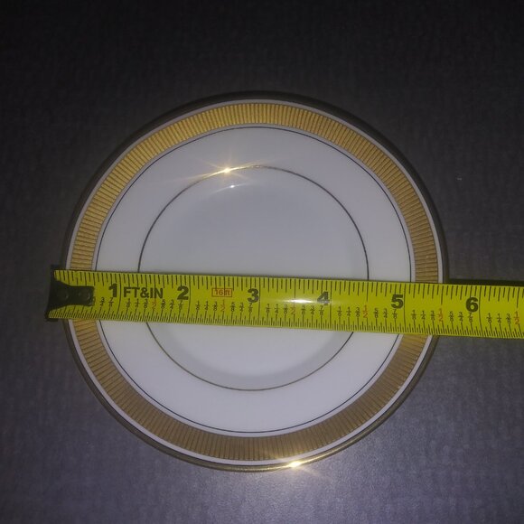 Fitz and Floyd Porcelain Plate and Mug Set Oak Park White Gold Trimmed Lot of 12 - Picture 9 of 16